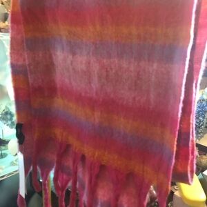 Bloomingdale's Exclusive Pink and White Scarf NEW IN BAG